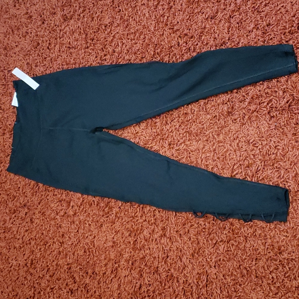 Victorias Secret Incredible Essential Legging Woman Size 6